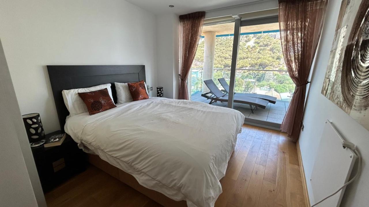 Ocean Village Luxury 2 Bed 2 Bath Apartment - Amazing Views - Pools And Jacuzzis Гибралтар Экстерьер фото