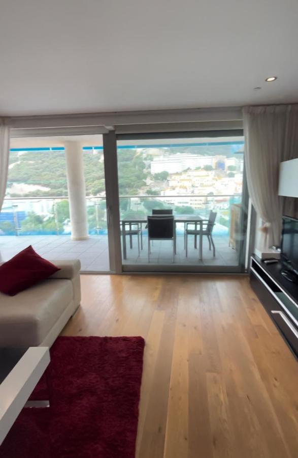 Ocean Village Luxury 2 Bed 2 Bath Apartment - Amazing Views - Pools And Jacuzzis Гибралтар Экстерьер фото