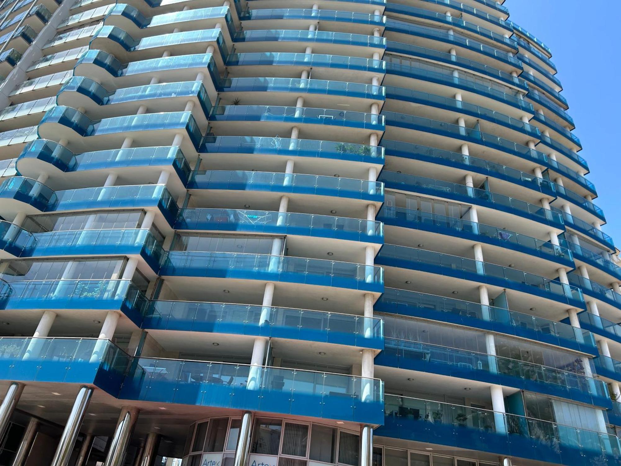 Ocean Village Luxury 2 Bed 2 Bath Apartment - Amazing Views - Pools And Jacuzzis Гибралтар Экстерьер фото